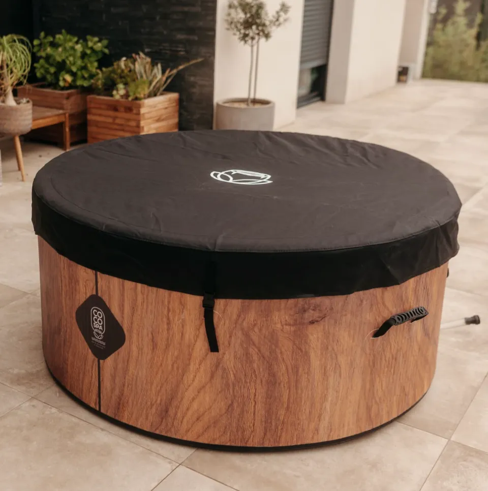 coco-spa-accessoires-couverture-spa-noire-clipsable image 1