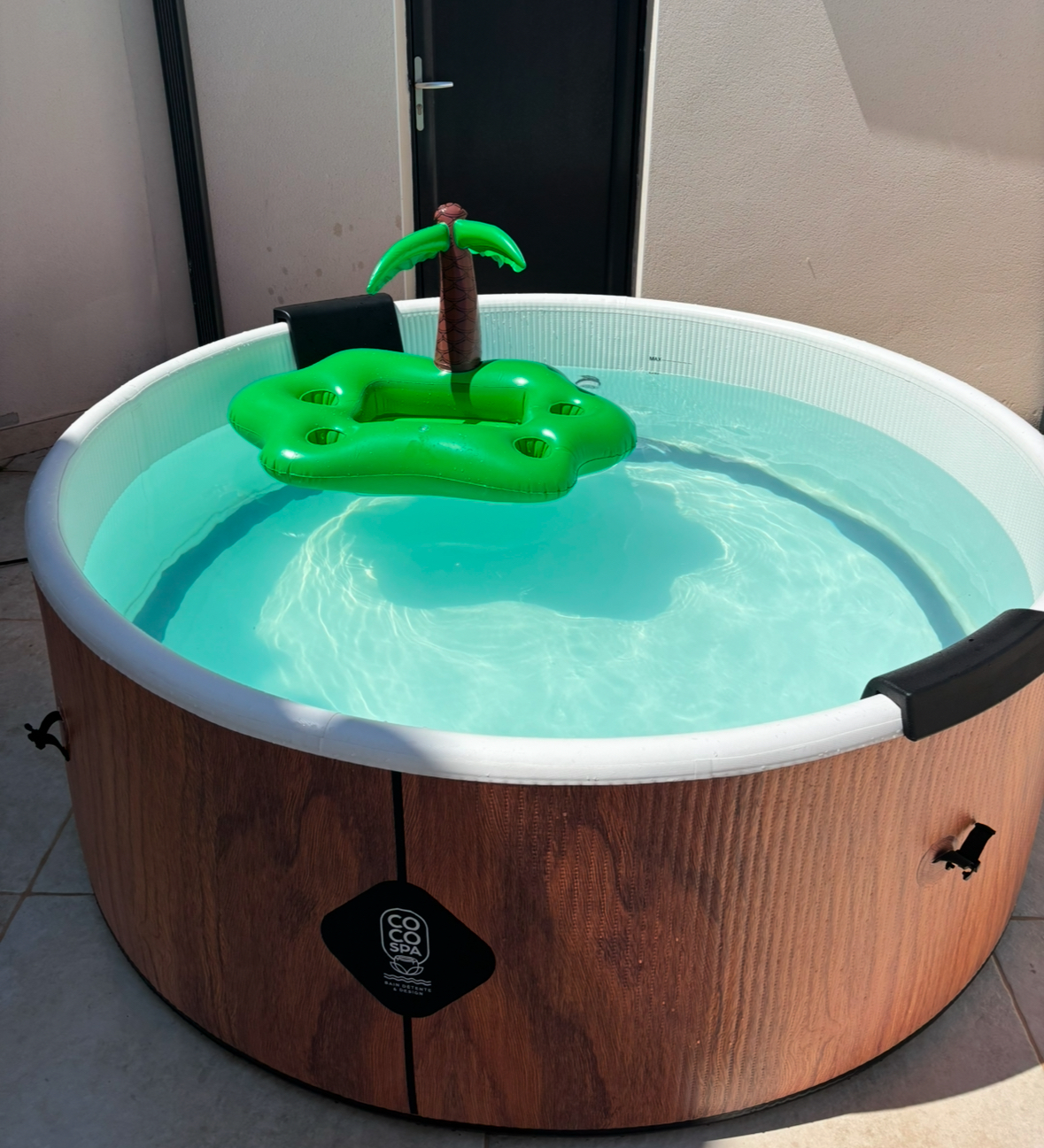 coco-spa-accessoires-bar-flottant-spa-coconut-palmier image 4